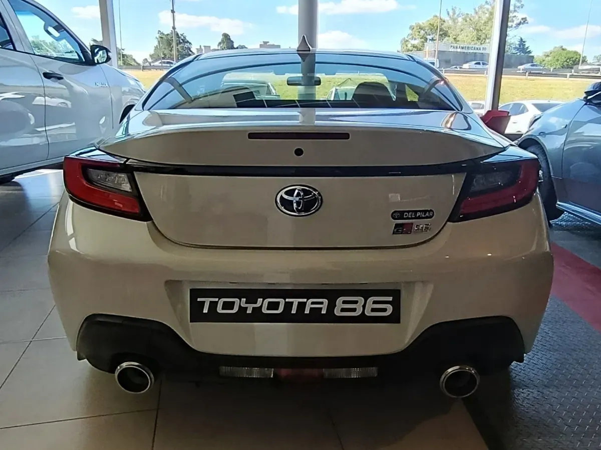 Mira esta publicación de Toyota 86 2026 en Motordil