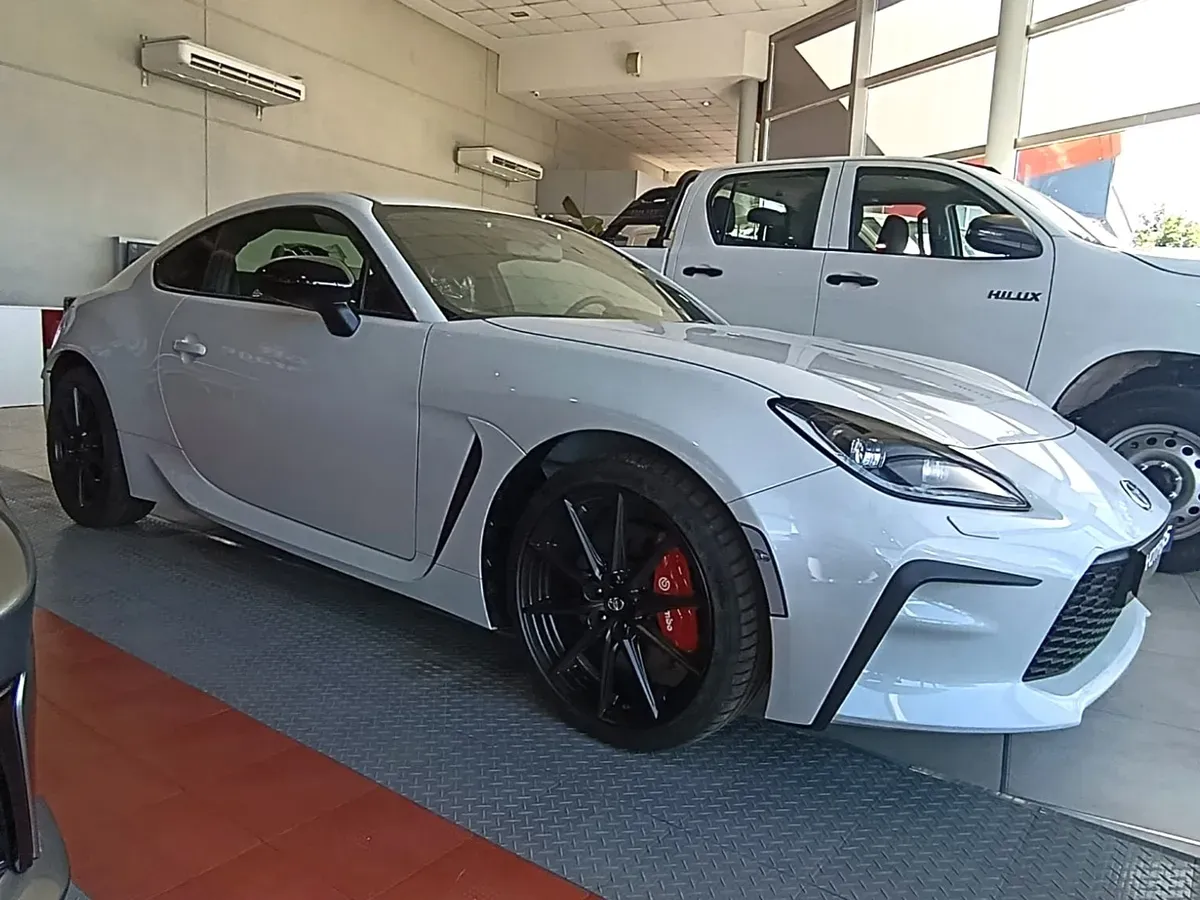 Mira esta publicación de Toyota 86 2026 en Motordil