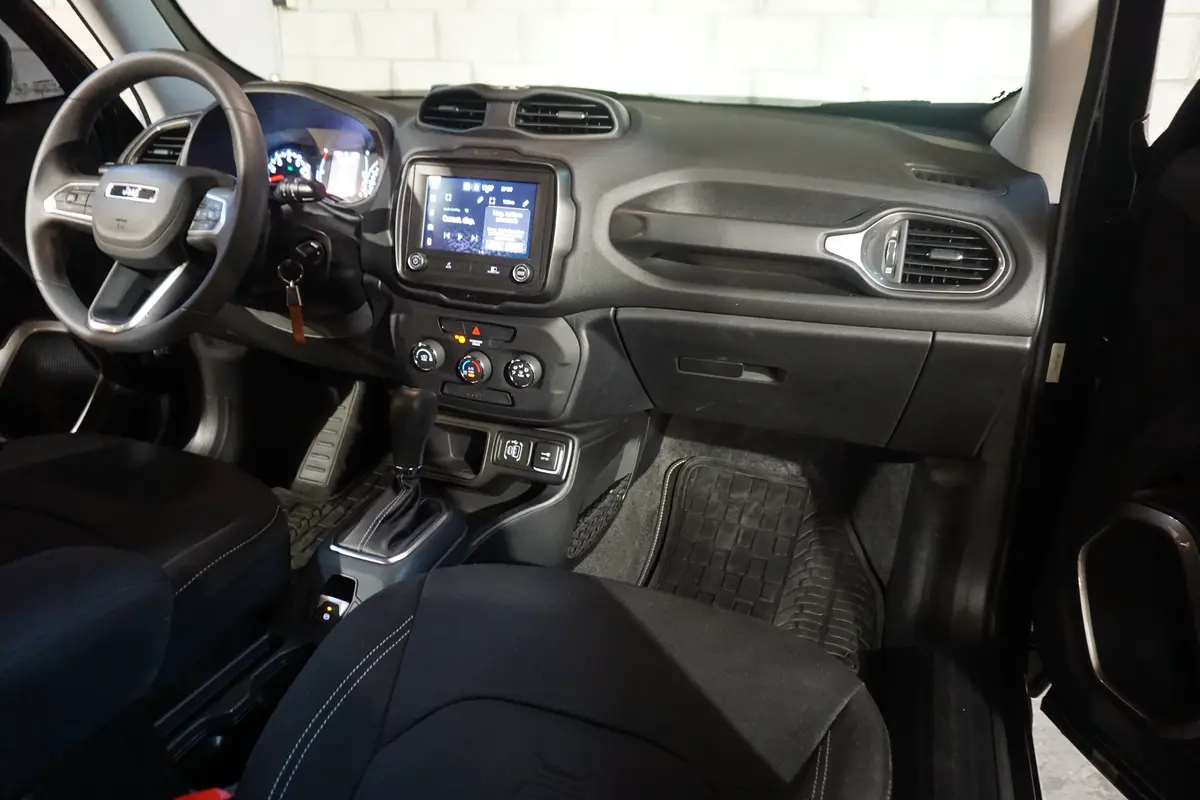 Mirá esta publicación de Jeep Renegade