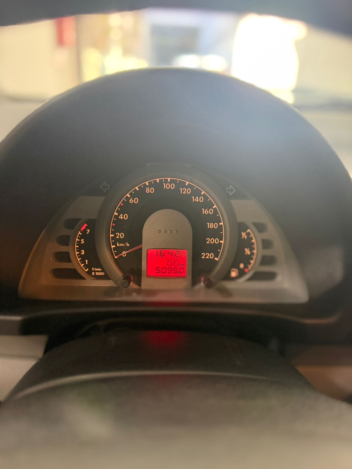 Mira esta publicación de Volkswagen Suran 2006 en Motordil