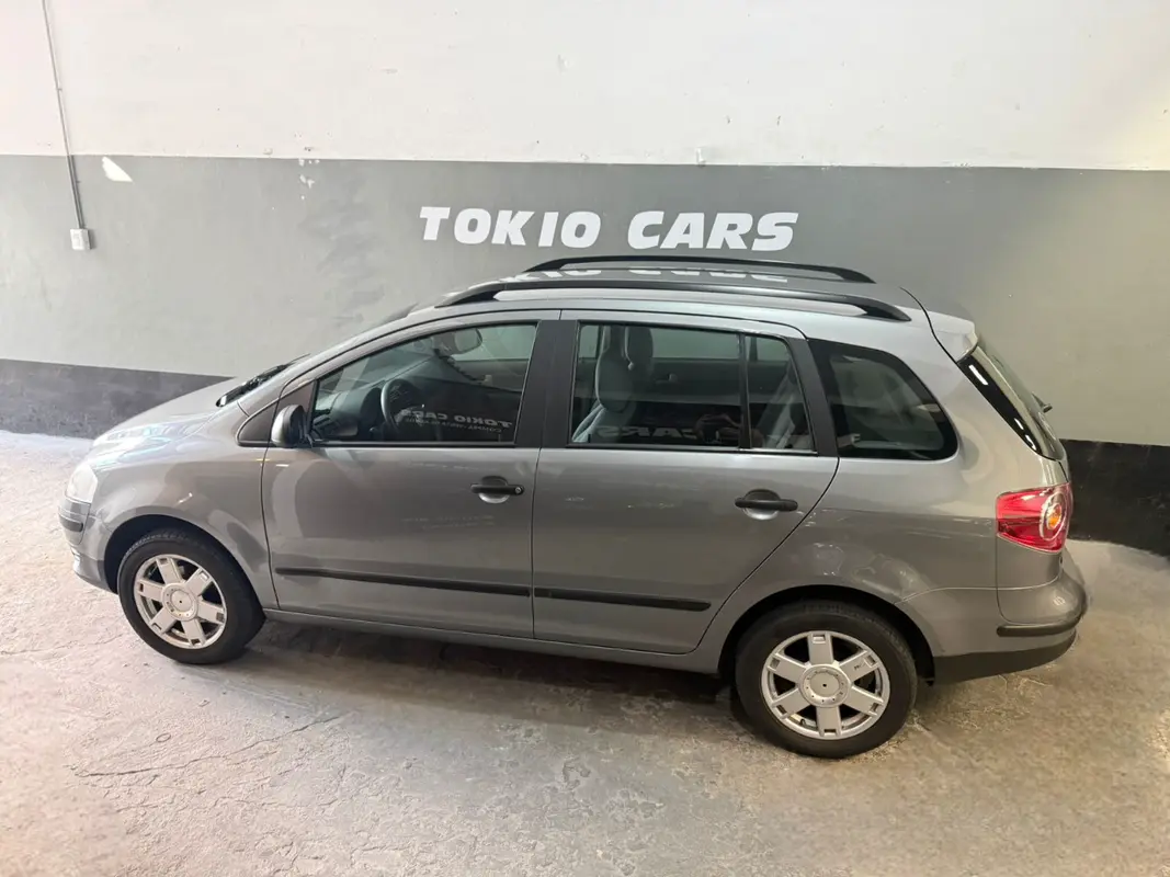 Mira esta publicación de Volkswagen Suran 2006 en Motordil
