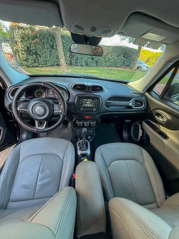 Mirá esta publicación de Jeep Renegade