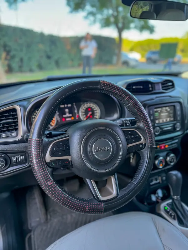 Mirá esta publicación de Jeep Renegade