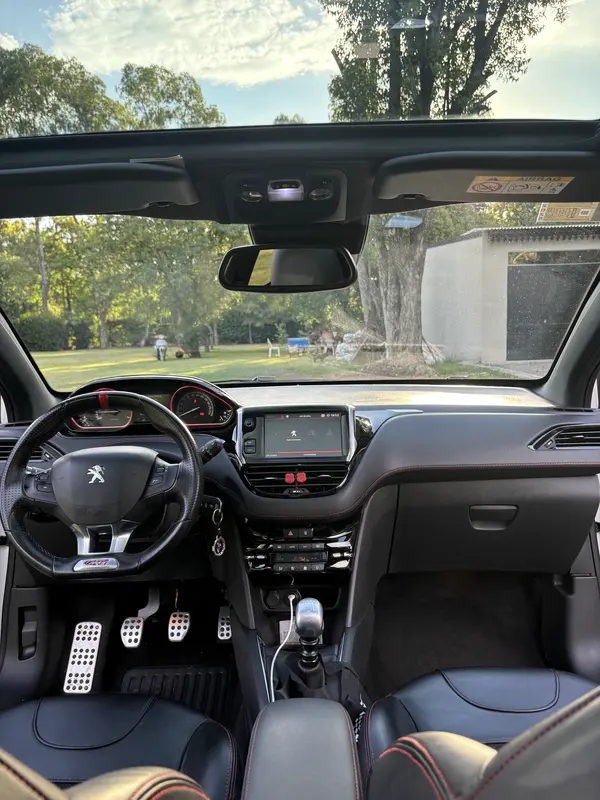 Mirá esta publicación de Peugeot 208