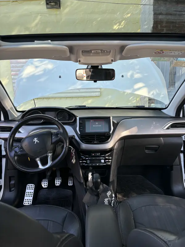 Mirá esta publicación de Peugeot 208