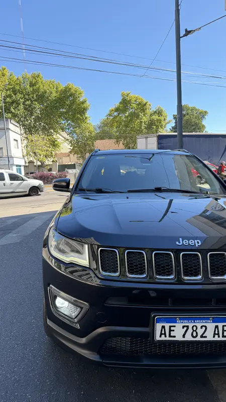 Mirá esta publicación de Jeep Compass
