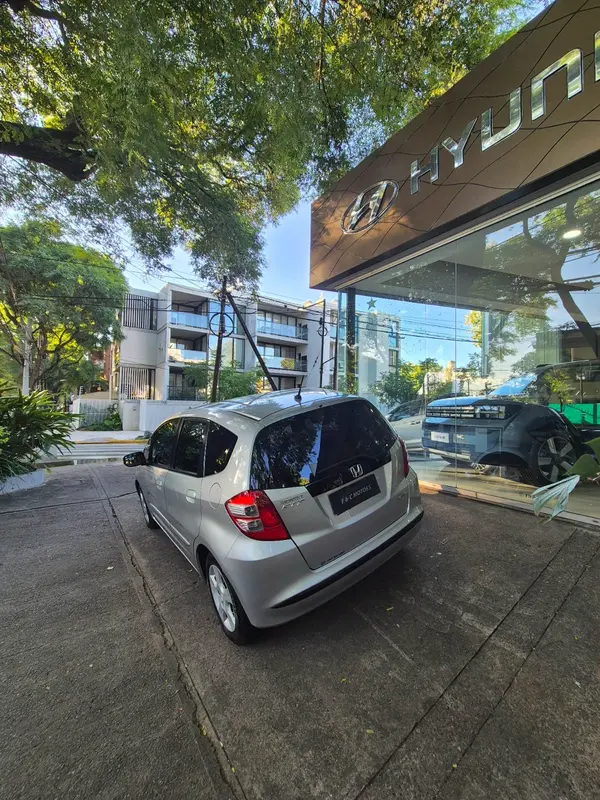 Mirá esta publicación de Honda FIT