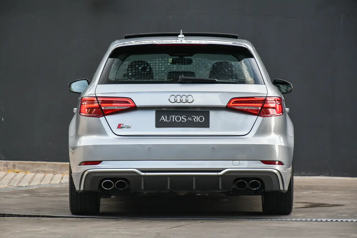 Mira esta publicación de Audi S3 2018 en Motordil