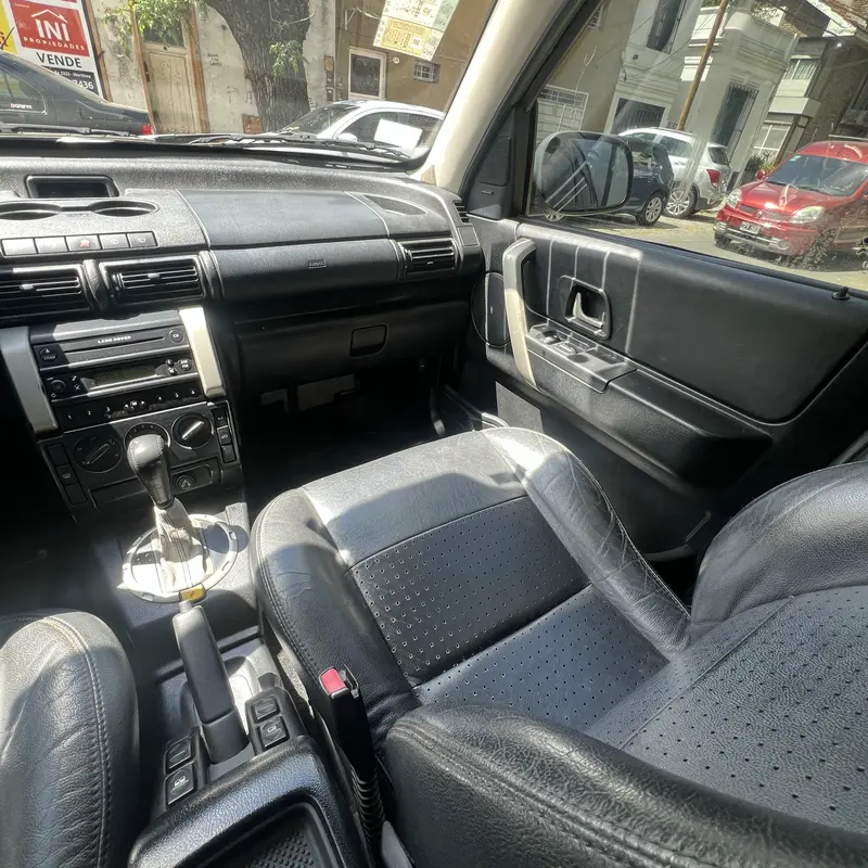 Mira esta publicación de Land Rover Freelander 2006 en Motordil