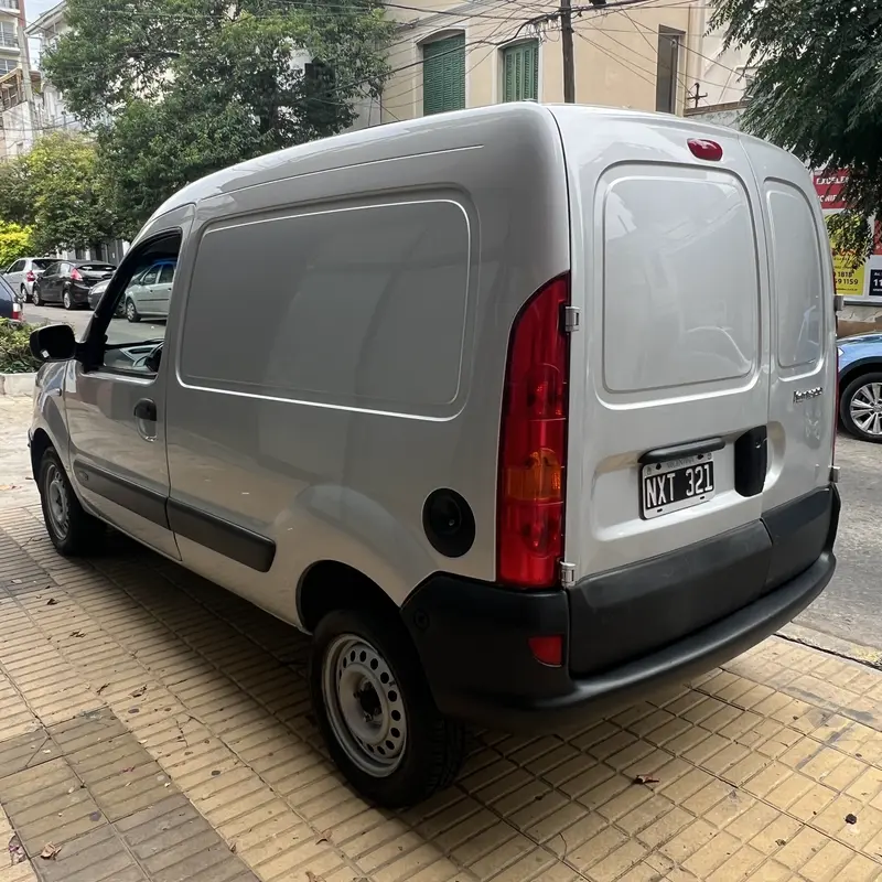Mira esta publicación de Renault Kangoo 2014 en Motordil