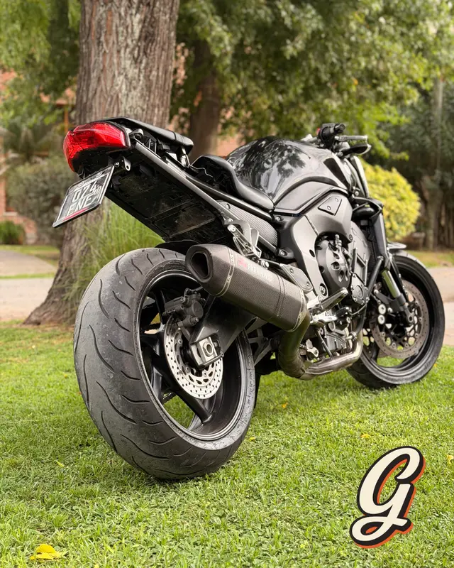 Mira esta publicación de Yamaha 1000 FZ 1 2009 en Motordil