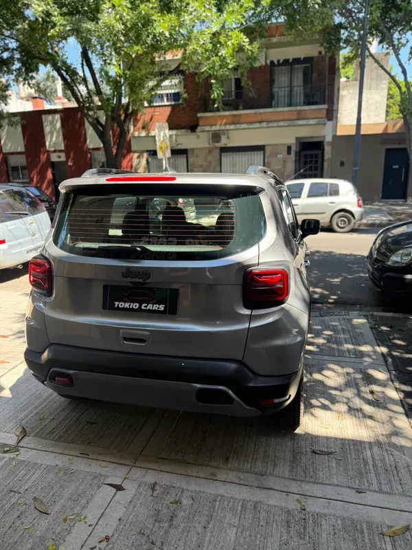 Mirá esta publicación de Jeep Renegade