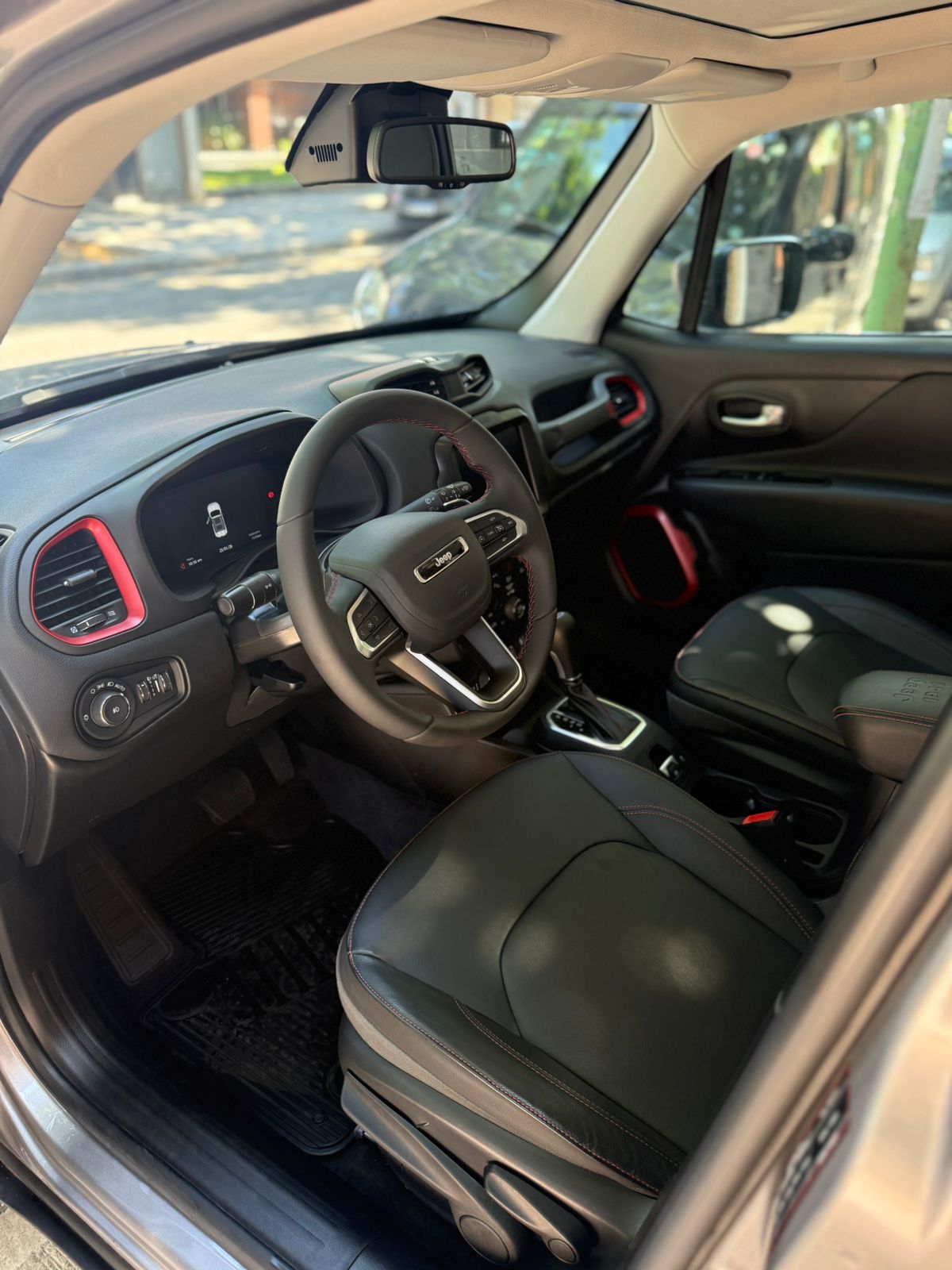 Mirá esta publicación de Jeep Renegade