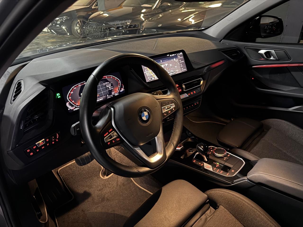 Mira esta publicación de BMW Serie 1 2024 en Motordil