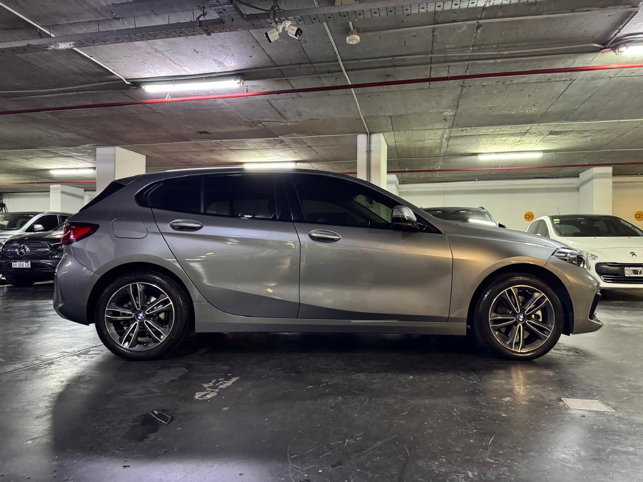 Mira esta publicación de BMW Serie 1 2024 en Motordil