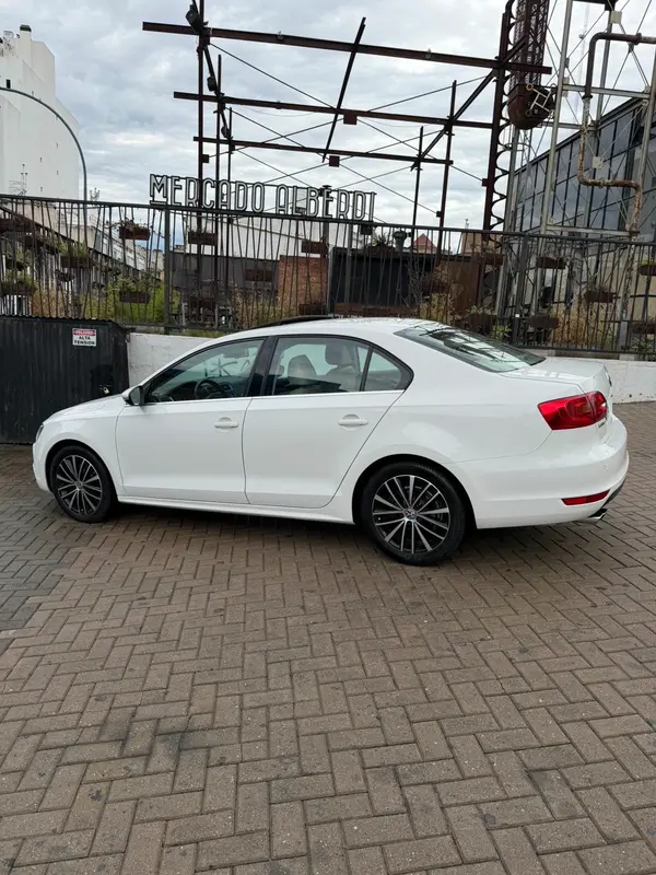 Mira esta publicación de Volkswagen Vento 2014 en Motordil