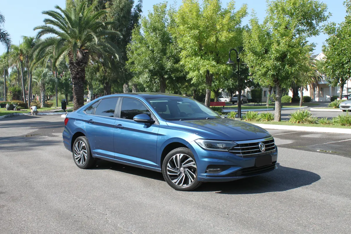 Mira esta publicación de Volkswagen Vento 2019 en Motordil