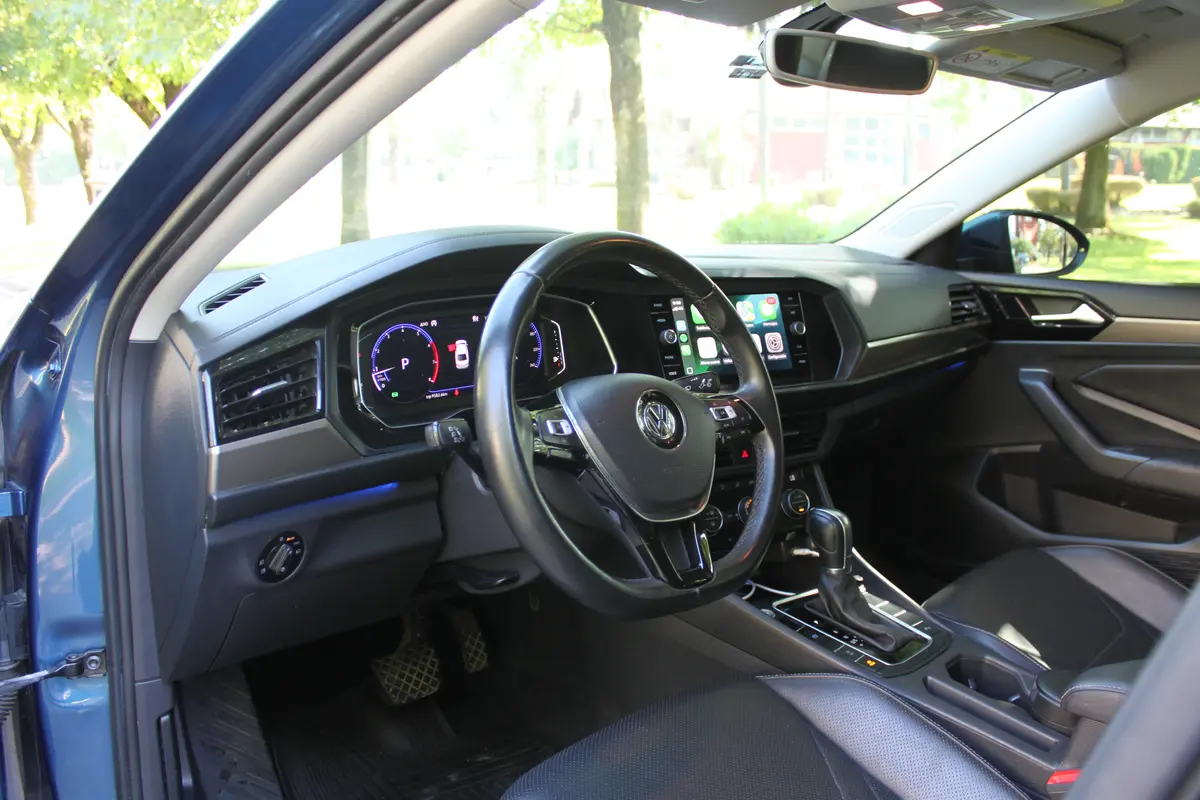 Mira esta publicación de Volkswagen Vento 2019 en Motordil