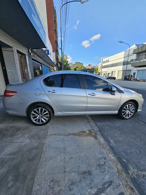 Mirá esta publicación de Peugeot 408