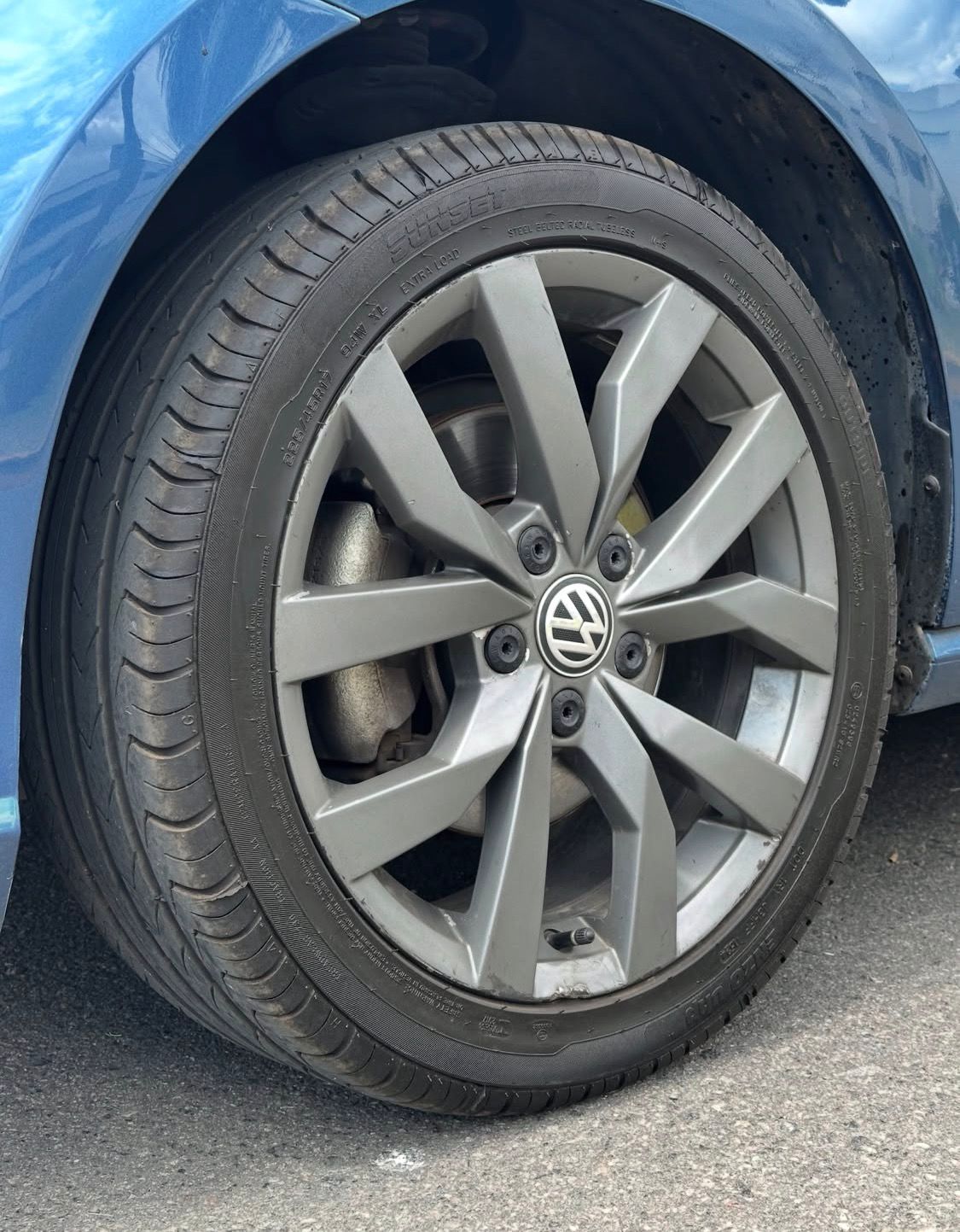 Mira esta publicación de Volkswagen Golf 2019 en Motordil