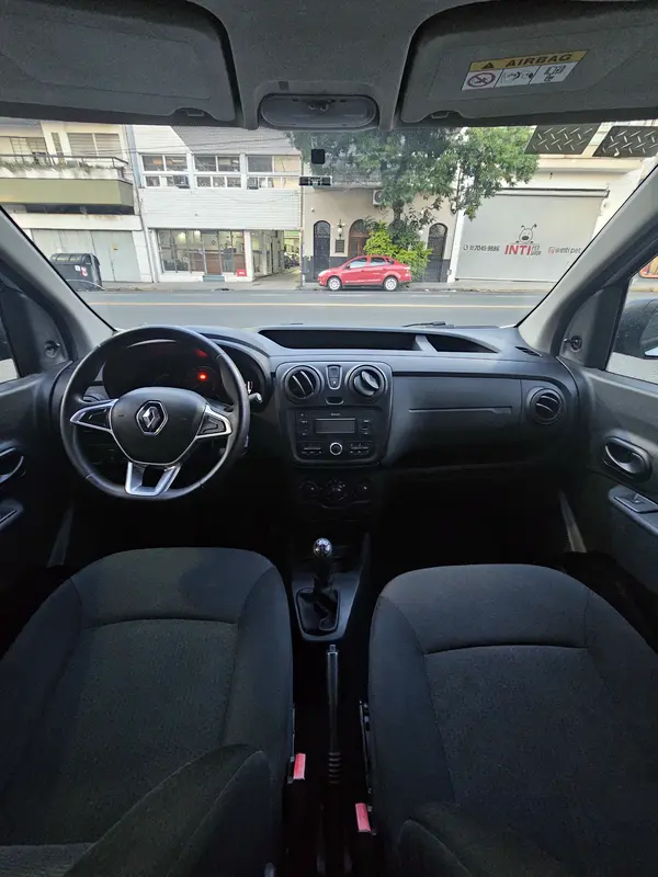 Mira esta publicación de Renault Kangoo 2021 en Motordil