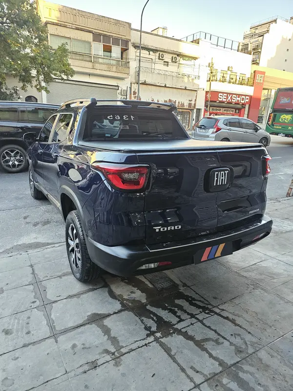 Mira esta publicación de Fiat Toro 2021 en Motordil
