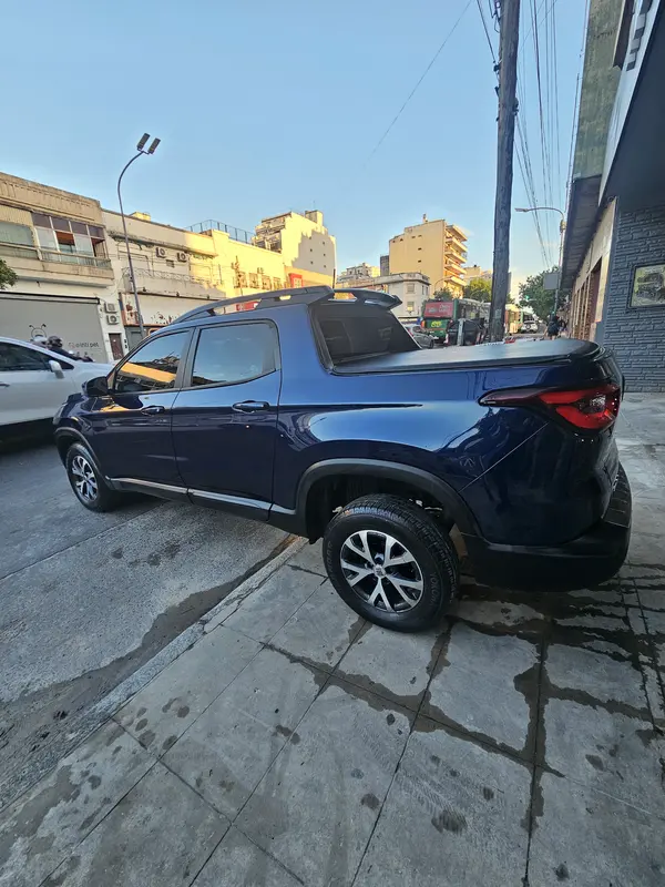 Mira esta publicación de Fiat Toro 2021 en Motordil