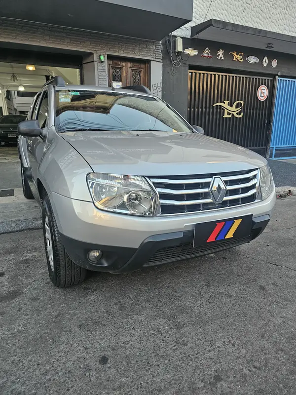 Mira esta publicación de Renault Duster 2015 en Motordil