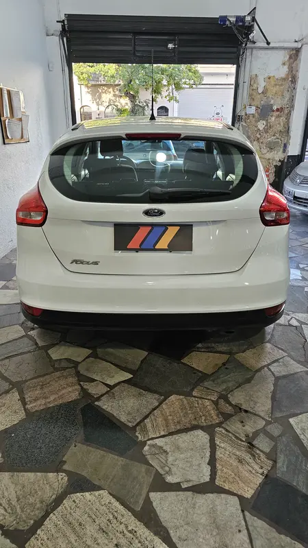 Mira esta publicación de Ford Focus 2015 en Motordil