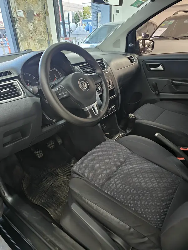 Mira esta publicación de Volkswagen Suran 2012 en Motordil