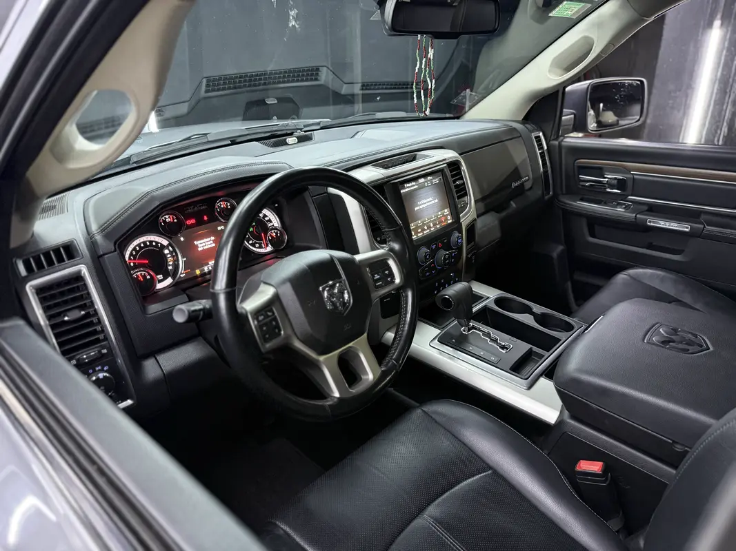 Mira esta publicación de RAM 1500 2022 en Motordil