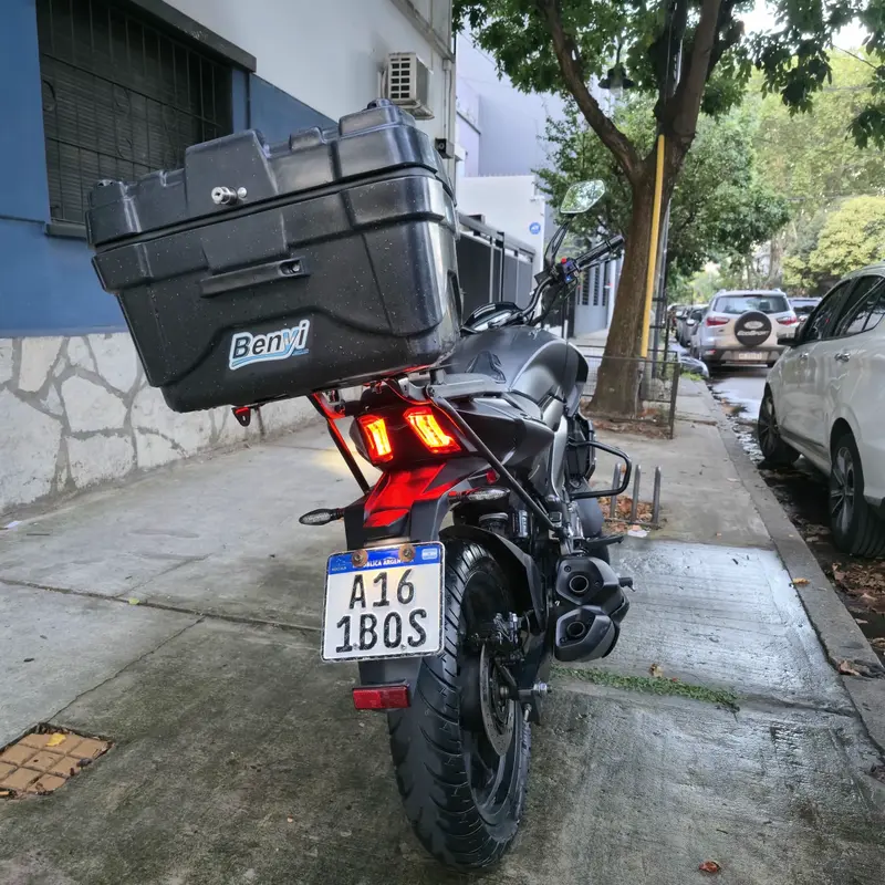 Mira esta publicación de Bajaj Dominar 250 2022 en Motordil