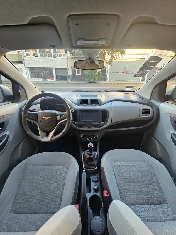 Mira esta publicación de Chevrolet Spin 2015 en Motordil