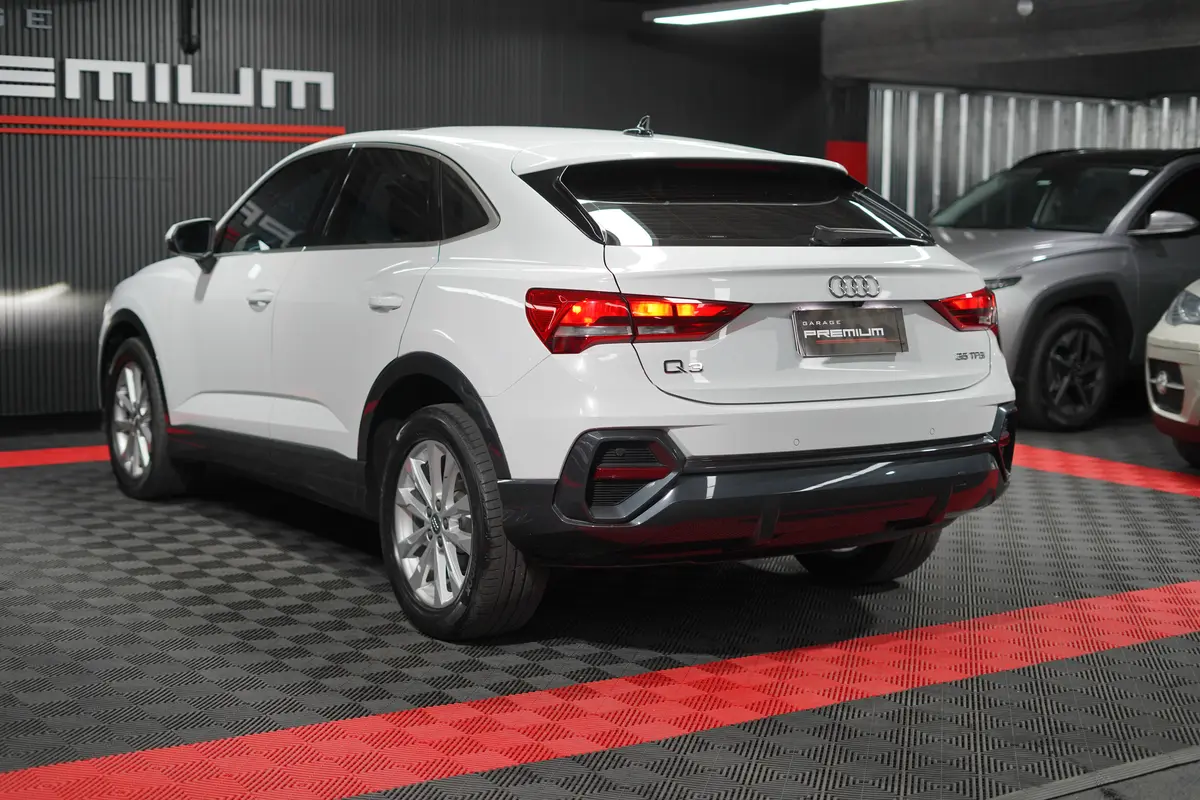 Mira esta publicación de Audi Q3 2020 en Motordil