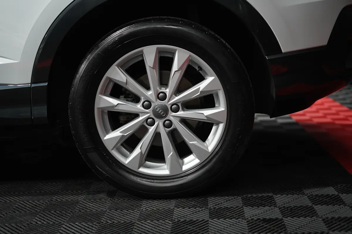 Mira esta publicación de Audi Q3 2020 en Motordil