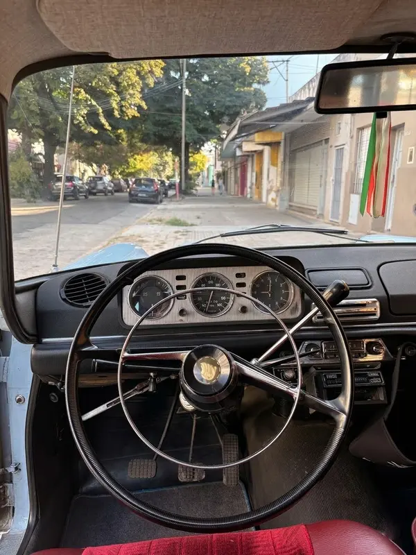 Mira esta publicación de Peugeot 404 1974 en Motordil