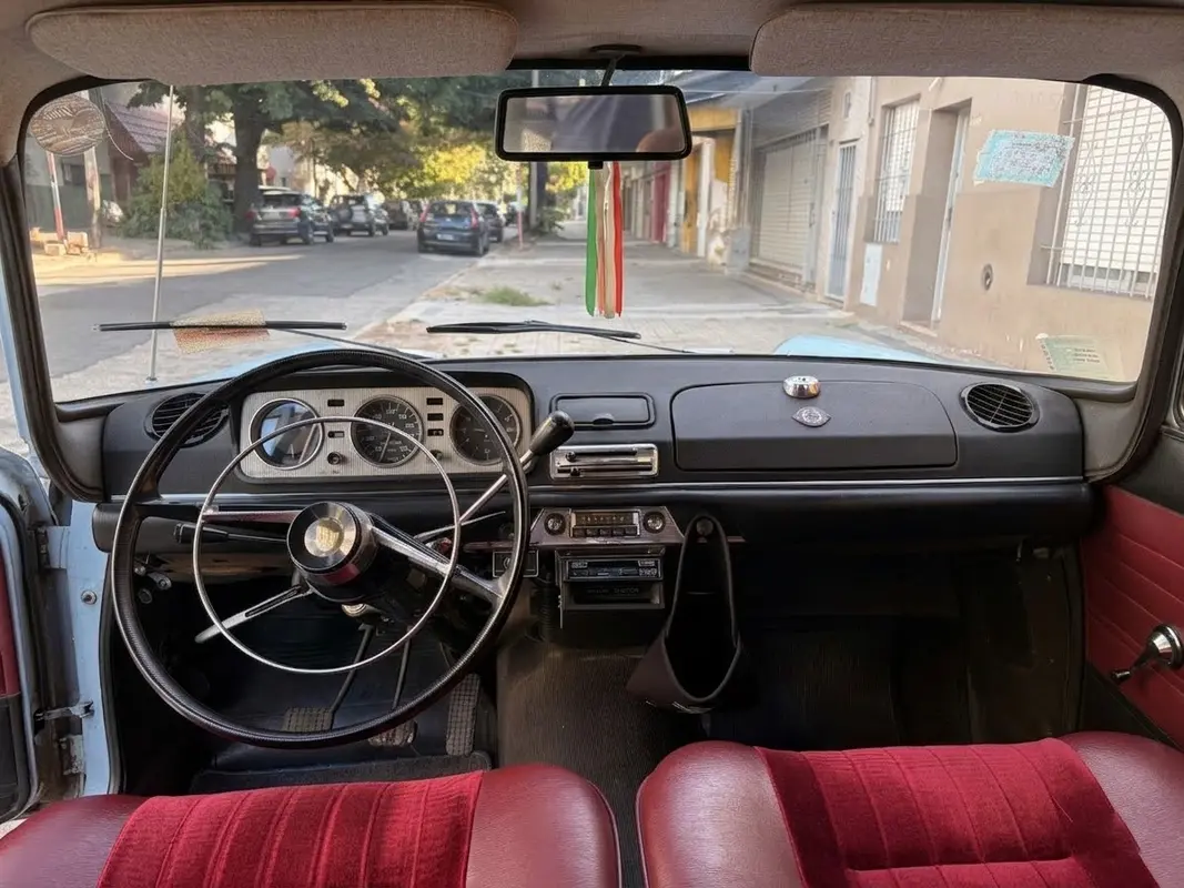 Mira esta publicación de Peugeot 404 1974 en Motordil