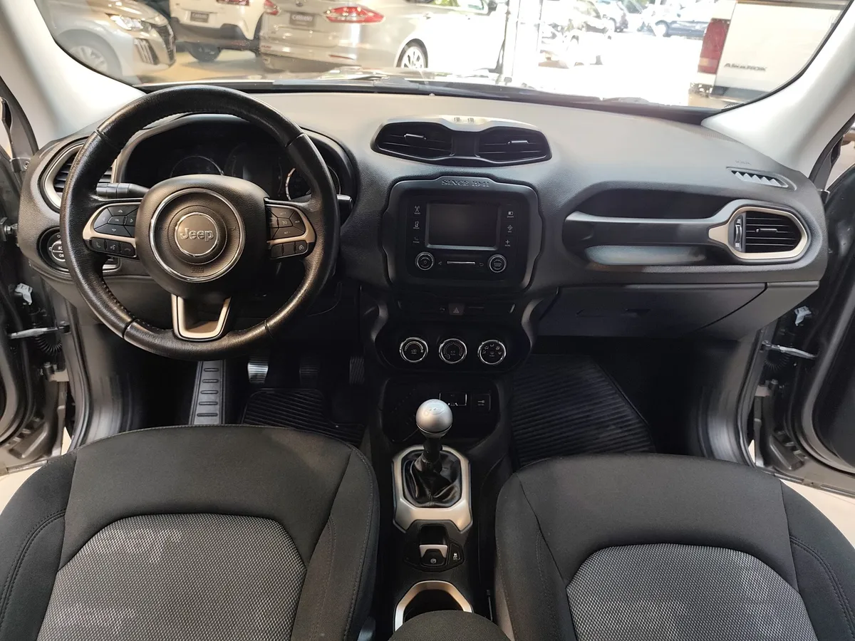 Mirá esta publicación de Jeep Renegade