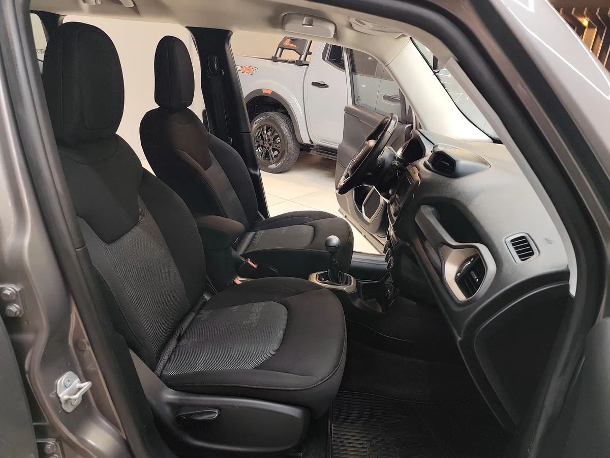 Mirá esta publicación de Jeep Renegade