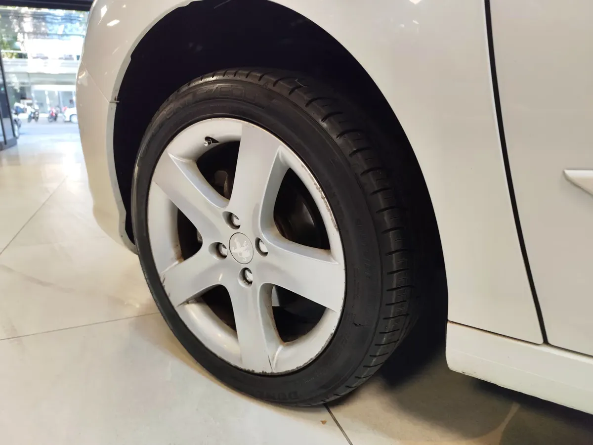 Mirá esta publicación de Peugeot 408