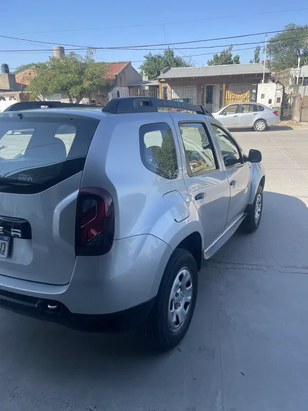 Mira esta publicación de Renault Duster 2016 en Motordil