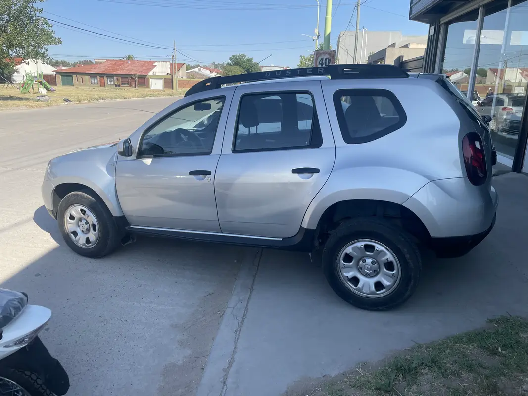 Mira esta publicación de Renault Duster 2016 en Motordil