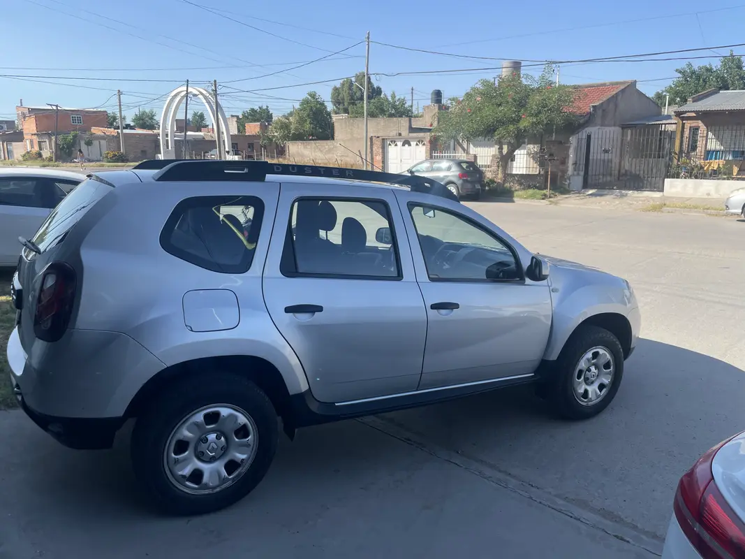 Mira esta publicación de Renault Duster 2016 en Motordil