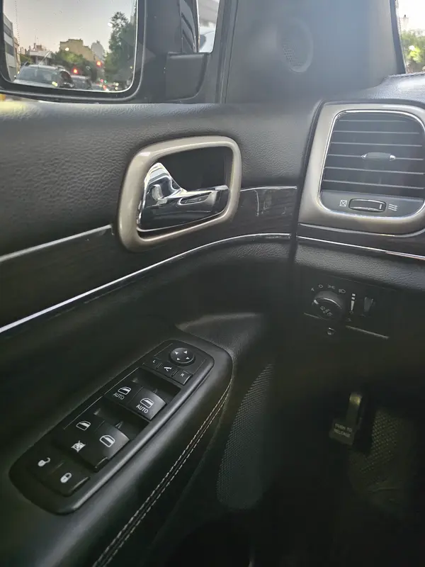 Mirá esta publicación de Jeep Grand Cherokee