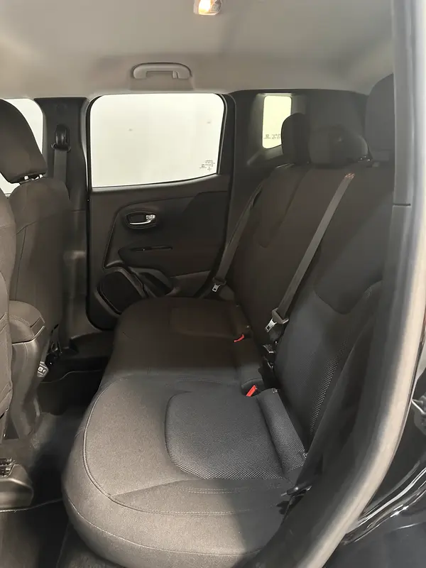 Mirá esta publicación de Jeep Renegade