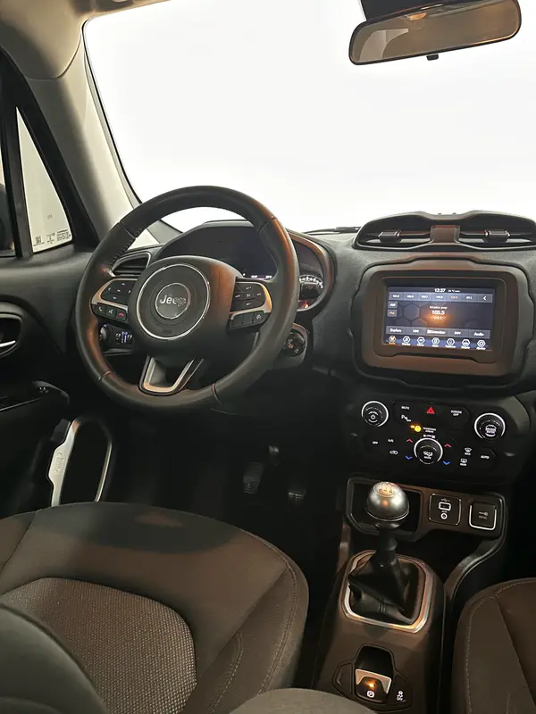 Mirá esta publicación de Jeep Renegade