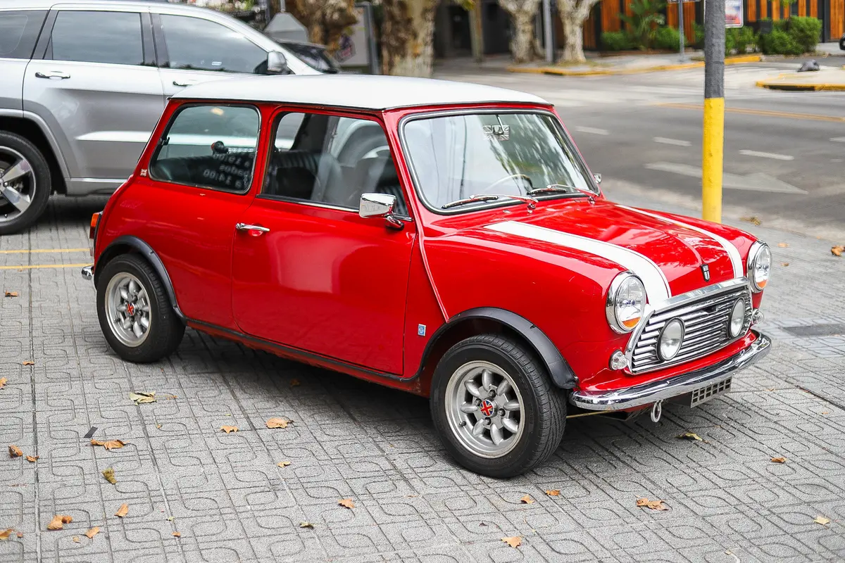 1981 Mini Cooper - 55,000 USD - 3,900 Kms | Motordil