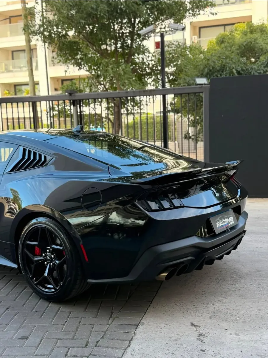 2025 Ford Mustang - 95,000 USD - 7,800 Kms | Motordil