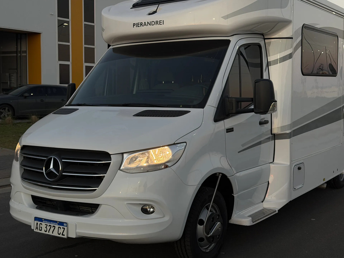 2024 Mercedes Benz Otros - 180,000 USD - 11,000 Kms | Motordil