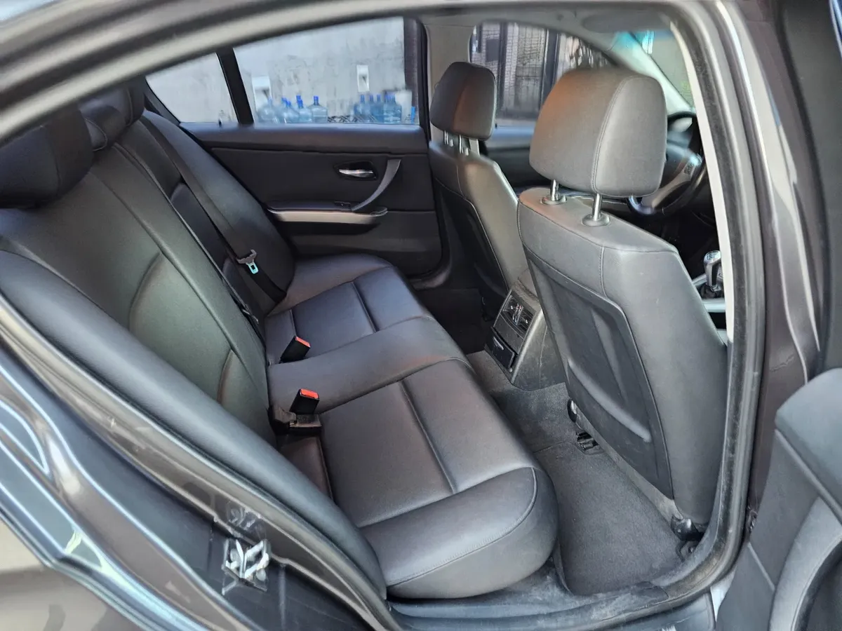 2006 BMW Serie 3 - 10,900 USD - 220,000 Kms | Motordil